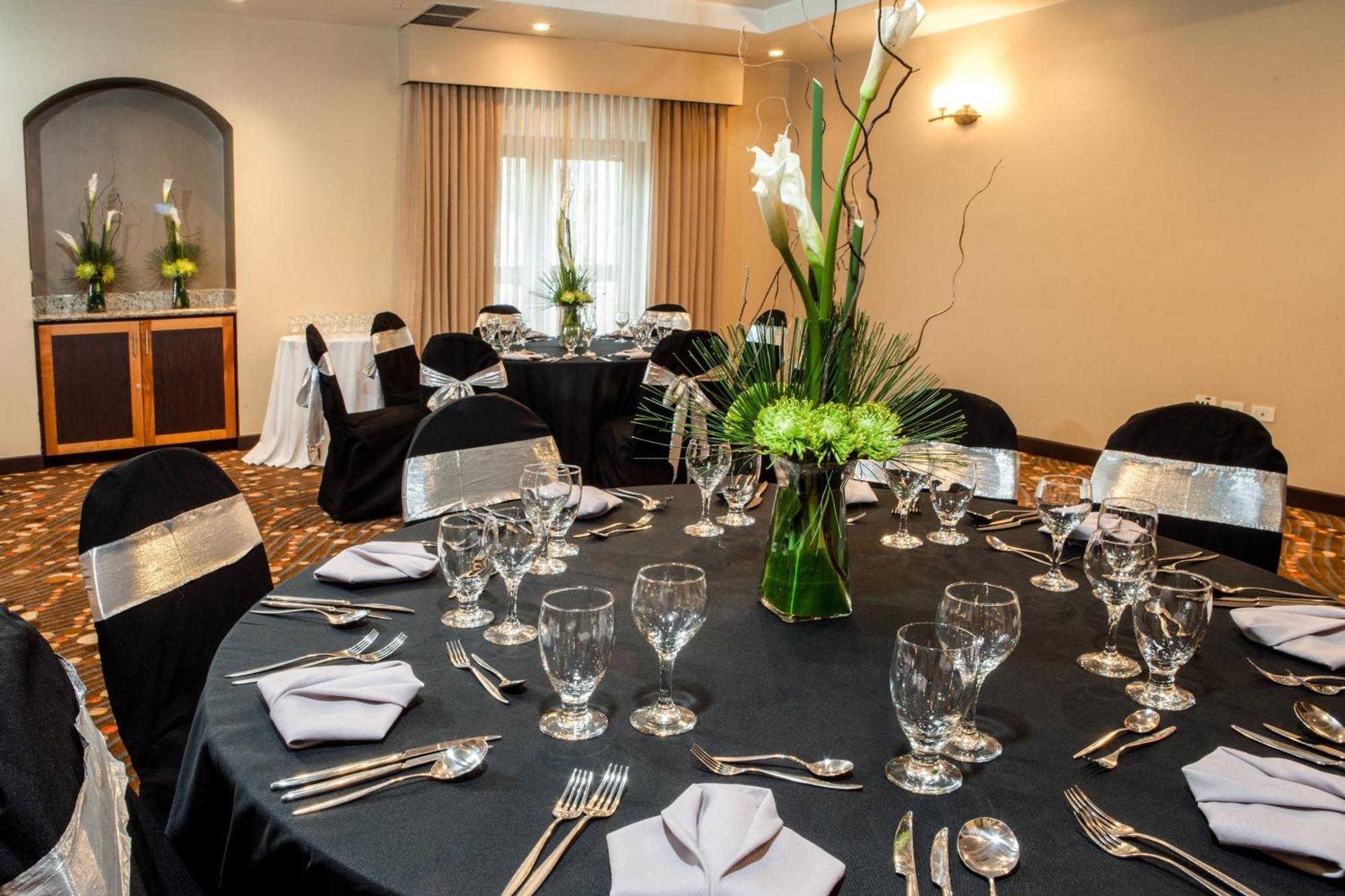 Courtyard By Marriott Port Of Spain Dış mekan fotoğraf